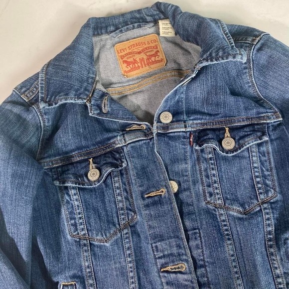 Levi's Trucker Denim Jacket Distressed Vintage Wash Women's Size small - Picture 1 of 8